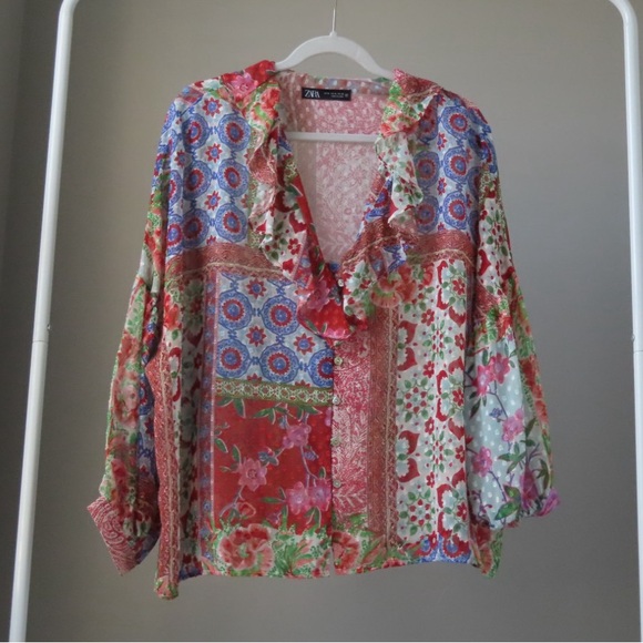 Zara Jacquard Printed Blouse - Size XL | Vibrant & Stylish - Picture 3 of 3